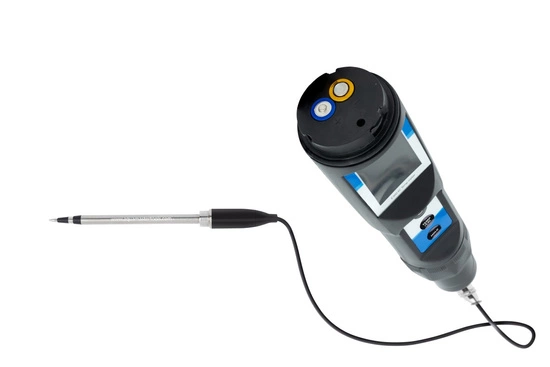 Aqua Master Tools E300 Pro2 Substrate EC/Temp - checking EC in soil