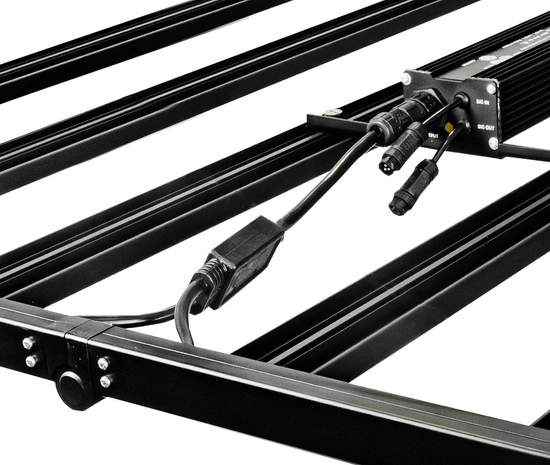 Lumatek Apollo 2.8 µmol/J 550W – LED grow light for a 120×120 cm area