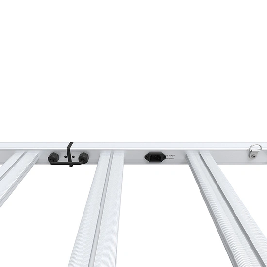 Pure Factory Lazerlite Compact 720W 2.95 µmol/J - lampa LED do uprawy roślin | pokrycie do 150x150cm