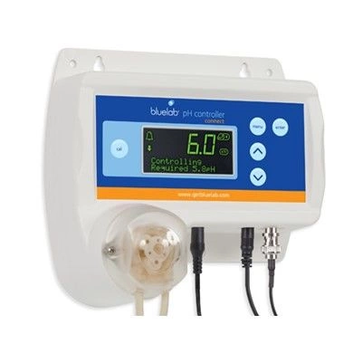 Bluelab pH Controller Connect - monitor that regulates the pH value in the substrate