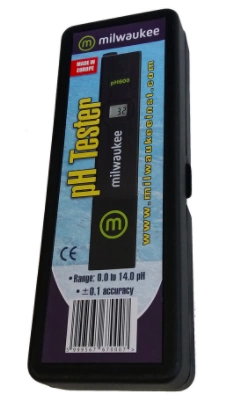 Milwaukee PH600 pH meter - water ph measuring