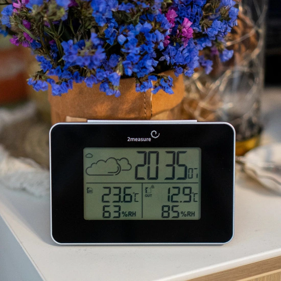 2measure RCC weather station – electronic, wireless, illuminated with wireless sensor, black